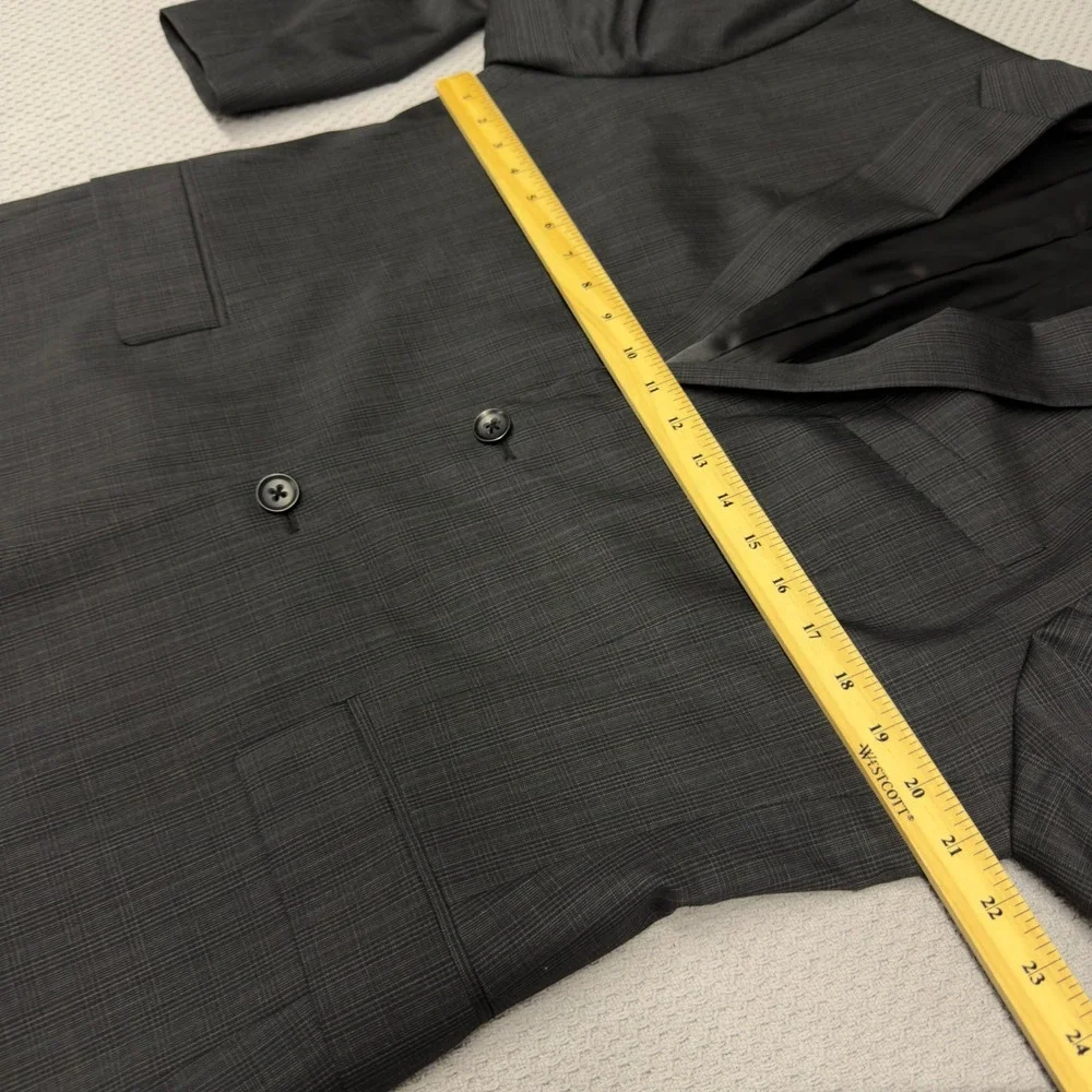 Banana Republic men adult